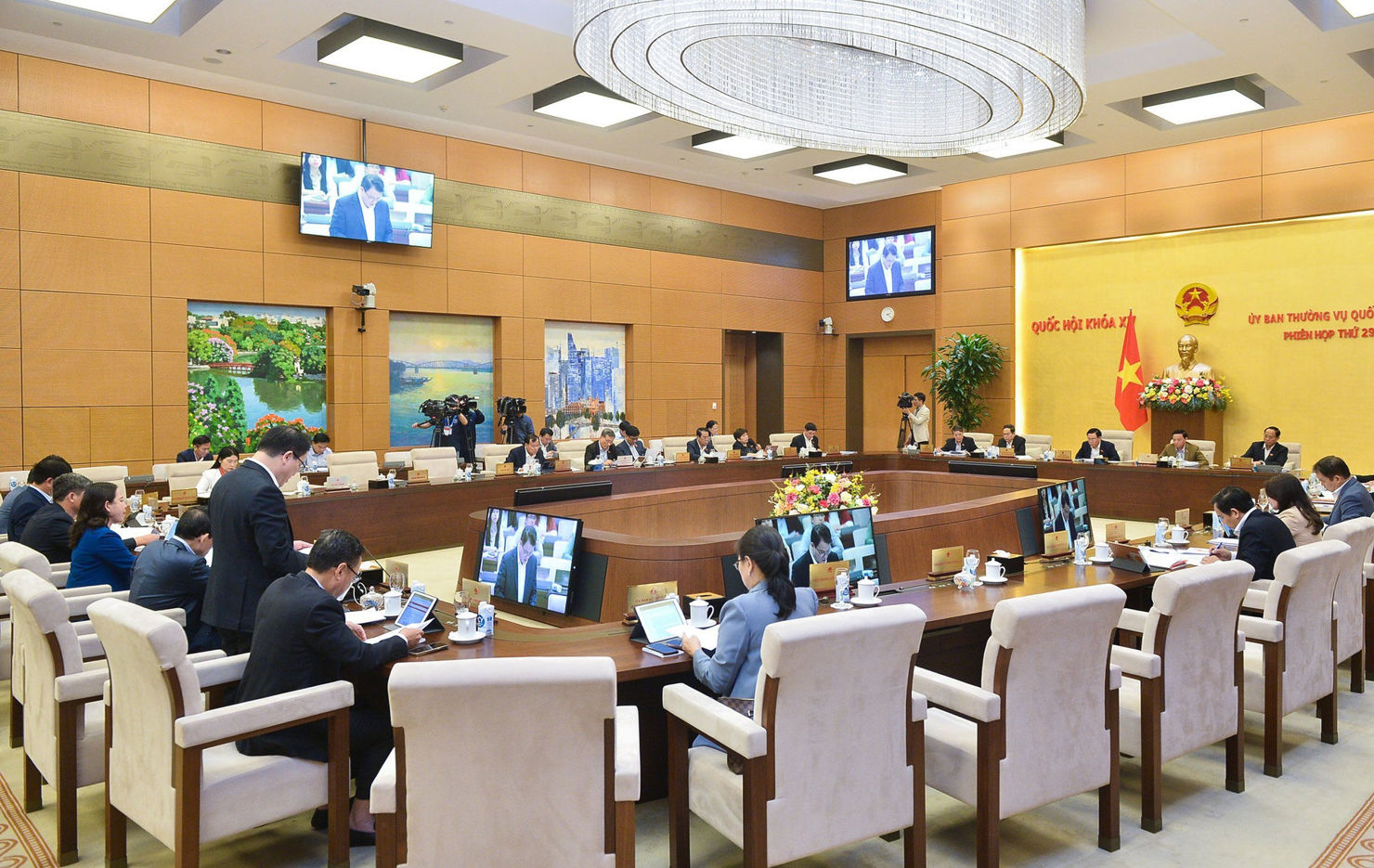 Toàn cảnh Phiên họp. Ảnh: quochoi.vn