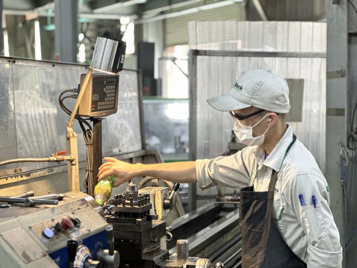 Bài 3: Ngược sóng, ngược gió tìm kịch bản cho những tháng cuối năm