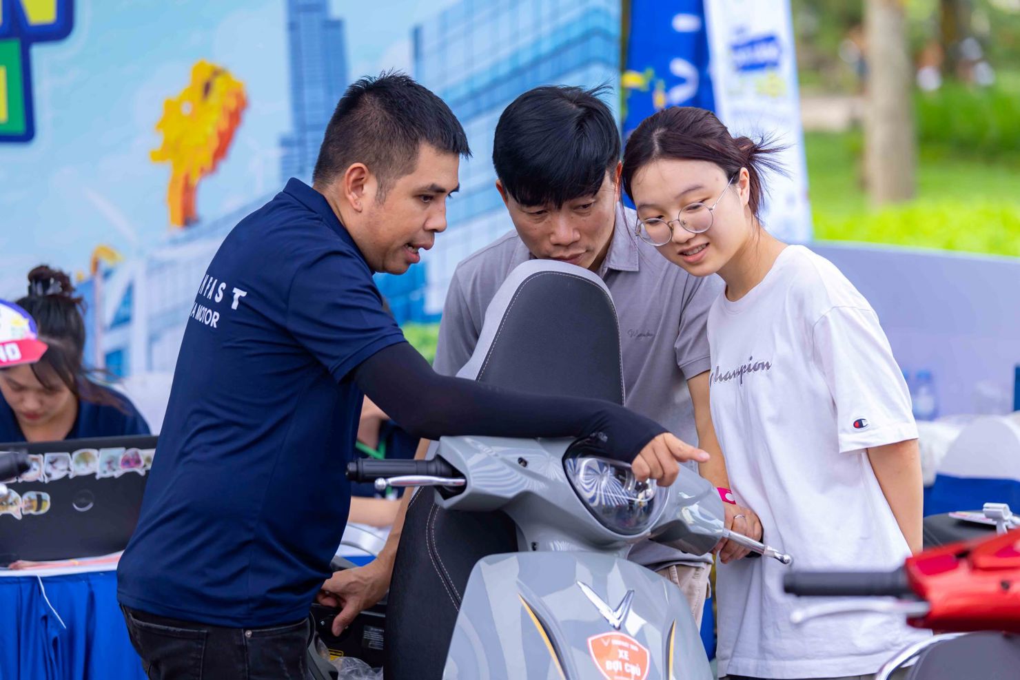 Khách hàng mua xe máy điện VinFast được hỗ trợ giá 10%, có thể trả góp lên tới 80%.