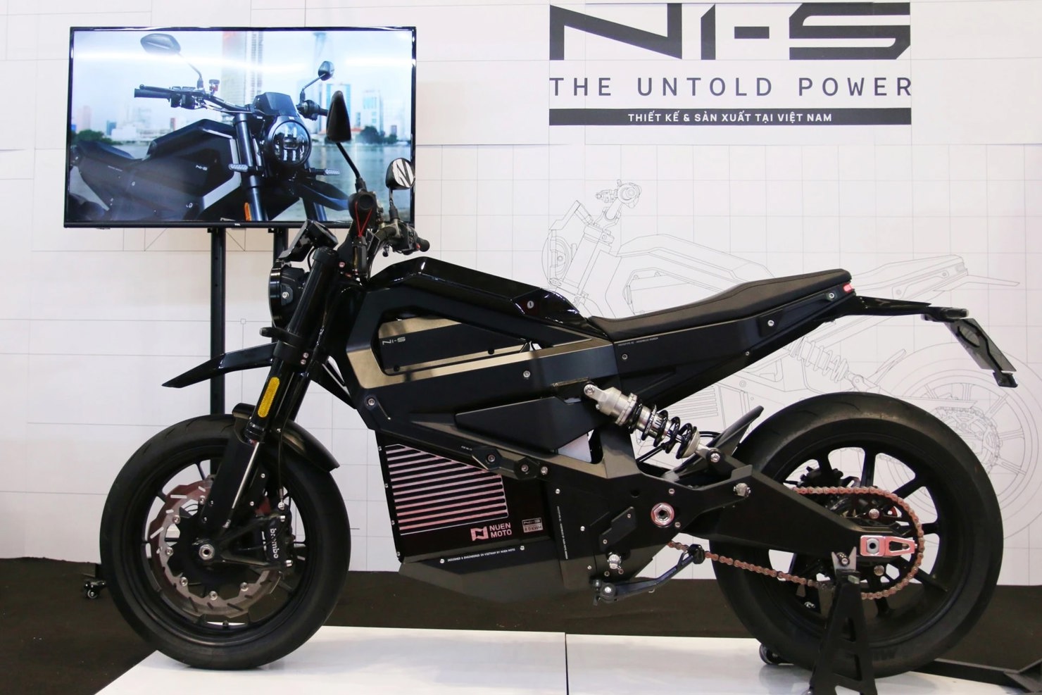 Nuen Moto N1-S trưng bày tại Triển lãm ô tô và xe máy Việt Nam 2024. Ảnh: Hoàng Linh.  