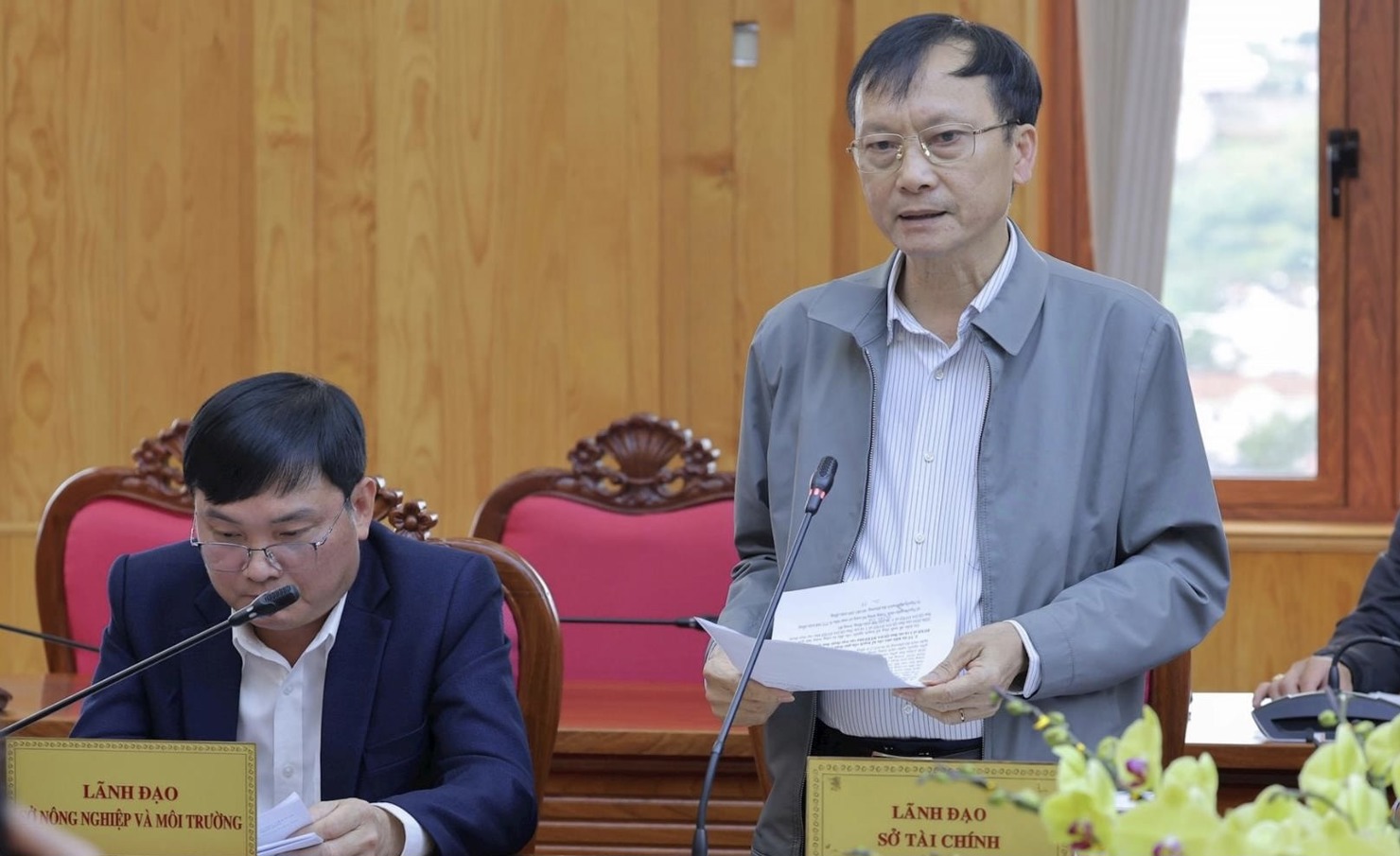 Đại diện Sở Tài chính tỉnh Lâm Đồng phát biểu tại buổi làm việc. Ảnh: Nguyễn Nghĩa