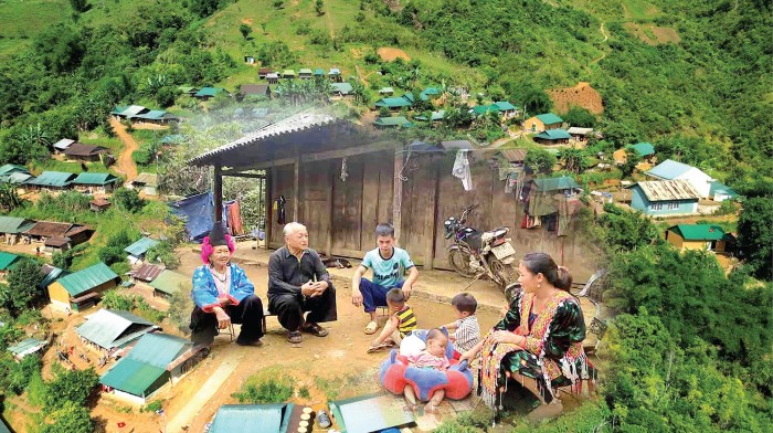 EMAGAZINE: Người có uy tín: Điểm tựa niềm tin của đồng bào dân tộc thiểu số