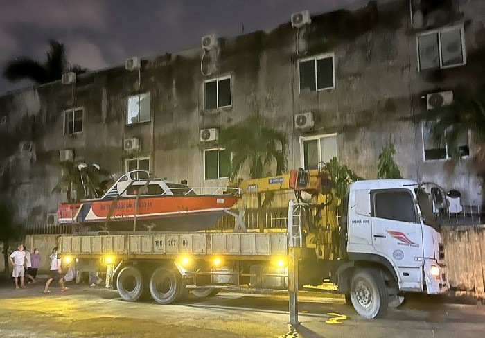 Chùm ảnh: Chi cục Dự trữ nhà nước khu vực III xuất cấp vật tư, thiết bị hỗ trợ Lạng Sơn