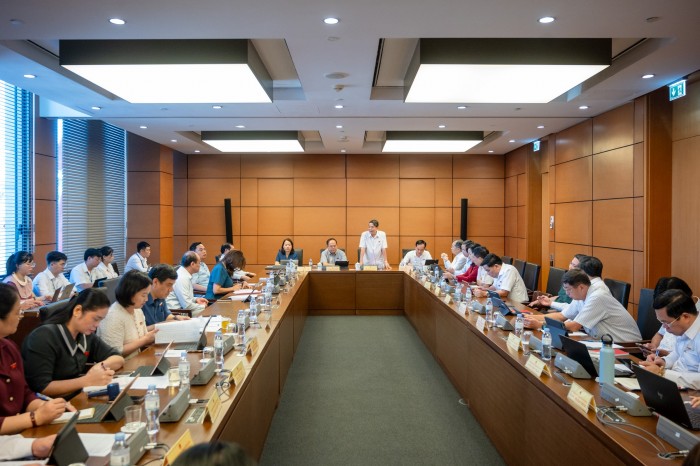 Kết hợp đầu tư công và tư nhân để thúc đẩy tăng trưởng