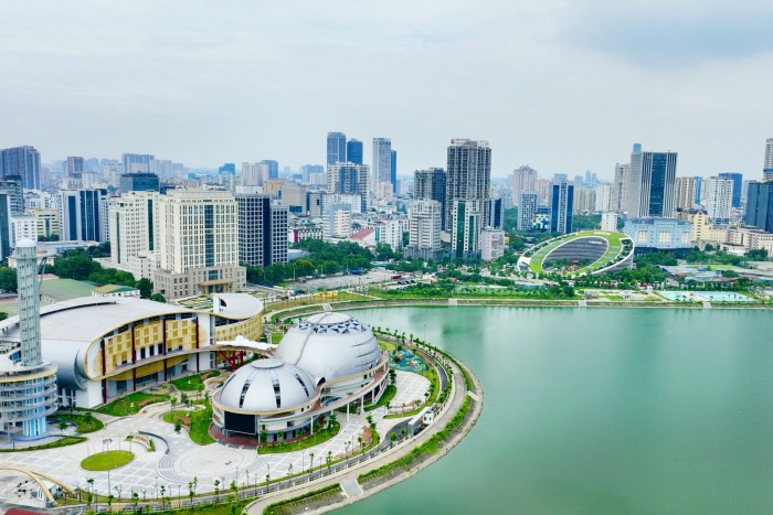 Dự thảo Văn kiện Đại hội XIV của Đảng nhìn từ lăng kính kinh tế – tài chính: Kiến trúc thực thi và thước đo kết quả