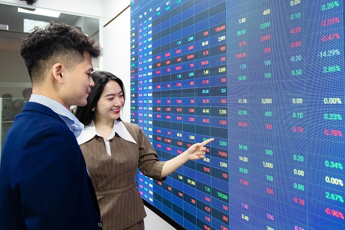 Bộ Tài chính đẩy mạnh cải cách hành chính, hướng tới thị trường chứng khoán hiện đại và minh bạch.