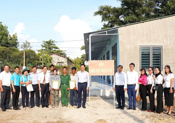 Tây Ninh hoàn thành mục tiêu xóa nhà tạm, nhà dột nát năm 2025