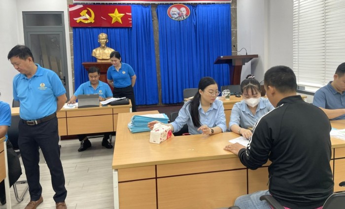 TP. Hồ Chí Minh: Tống đạt 118 quyết định thi hành án doanh nghiệp nợ bảo hiểm xã hội