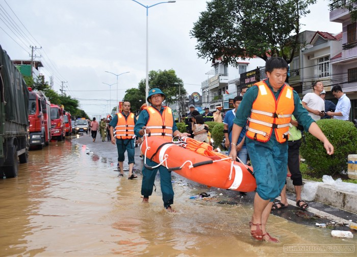 Hỗ trợ khẩn cấp 50 tỷ đồng khắc phục thiệt hại do mưa lũ tại Khánh Hòa
