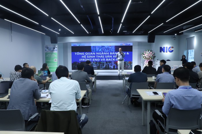 Thúc đẩy “hạt nhân” lan tỏa đào tạo công nghiệp bán dẫn chất lượng cao