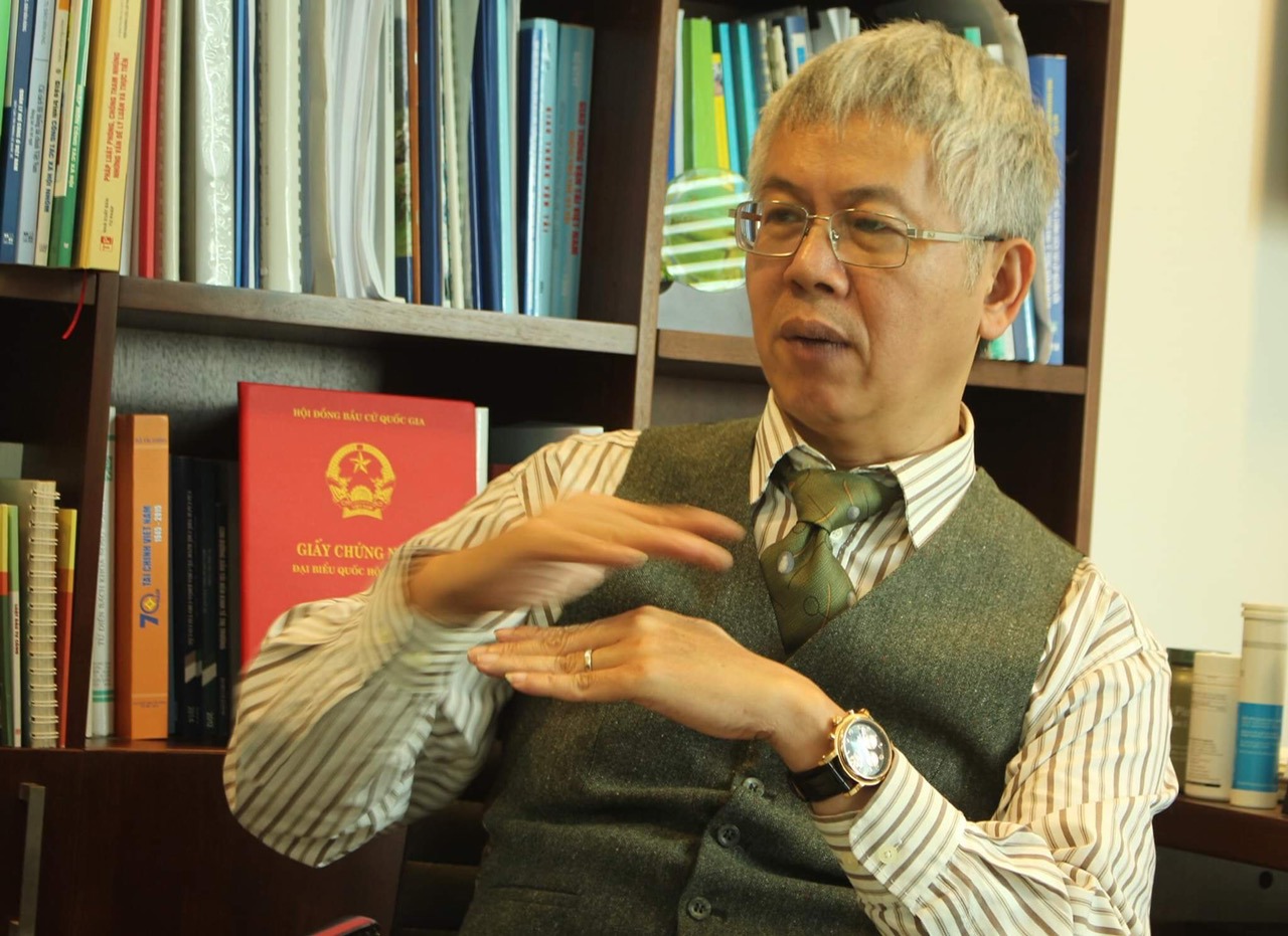 TS. Nguyễn Đức Kiên -nguyên Phó Chủ nhiệm Uỷ ban kinh tế Quốc hội, Tổ trưởng Tổ Tư vấn kinh tế của Thủ tướng Chính phủ.