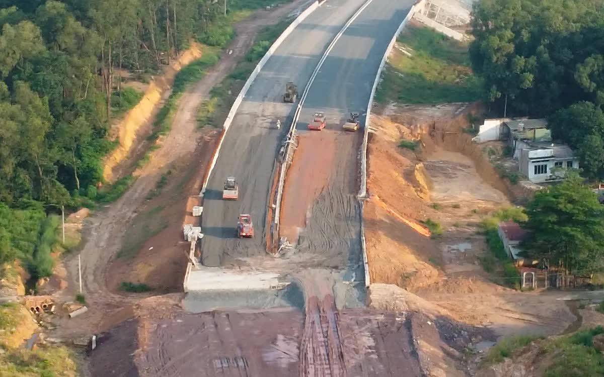 Chính phủ yêu cầu đẩy nhanh tiến độ thi công cao tốc Biên Hòa - Vũng Tàu. Ảnh minh họa