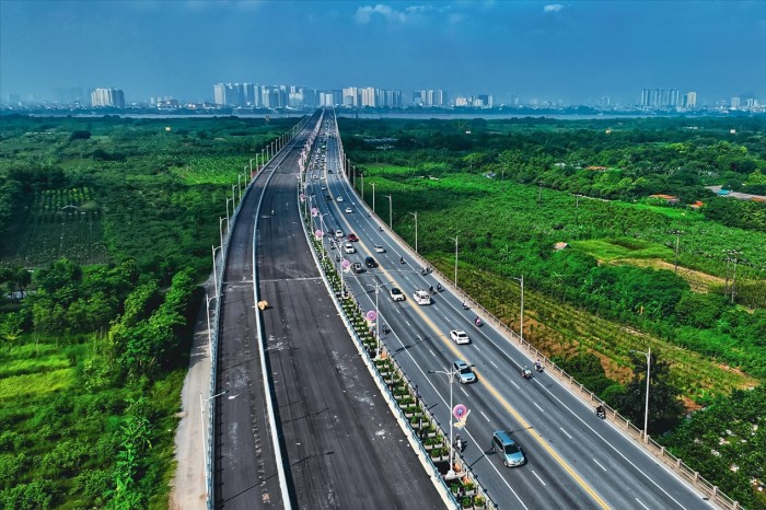 hien thuc hoa muc tieu tang truong tu dong luc dau tu cong